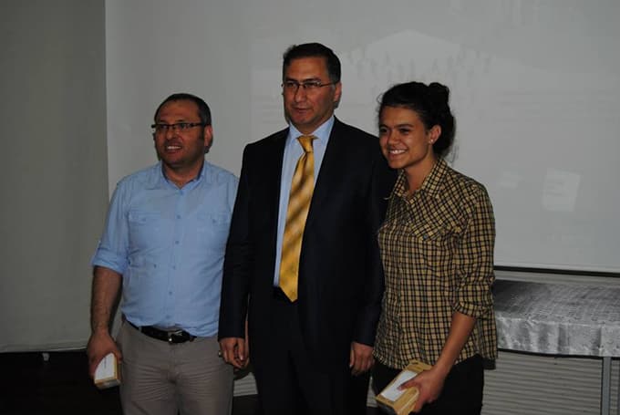Sakaryalı Nida Nur, kitap okumada Türkiye birincisi oldu