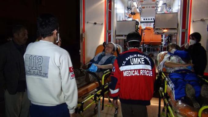 Pamukova'da zehirlenen işçiler hastaneye kaldırıldı