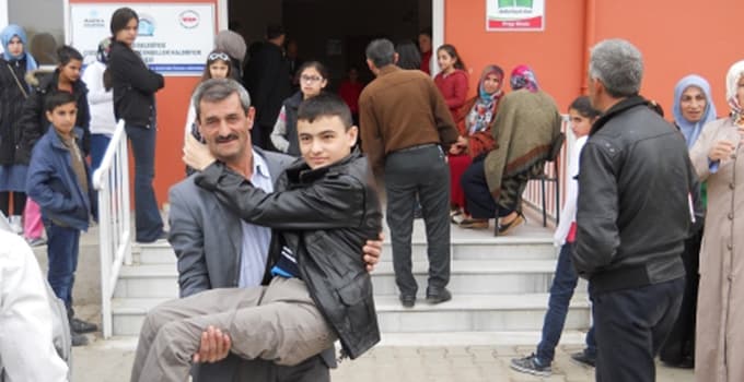 O yarışmada gönül gözüyle birinci oldu