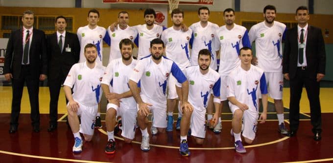 Büyükşehir Basketbol Takımı Kayseri'de zafere uzandı
