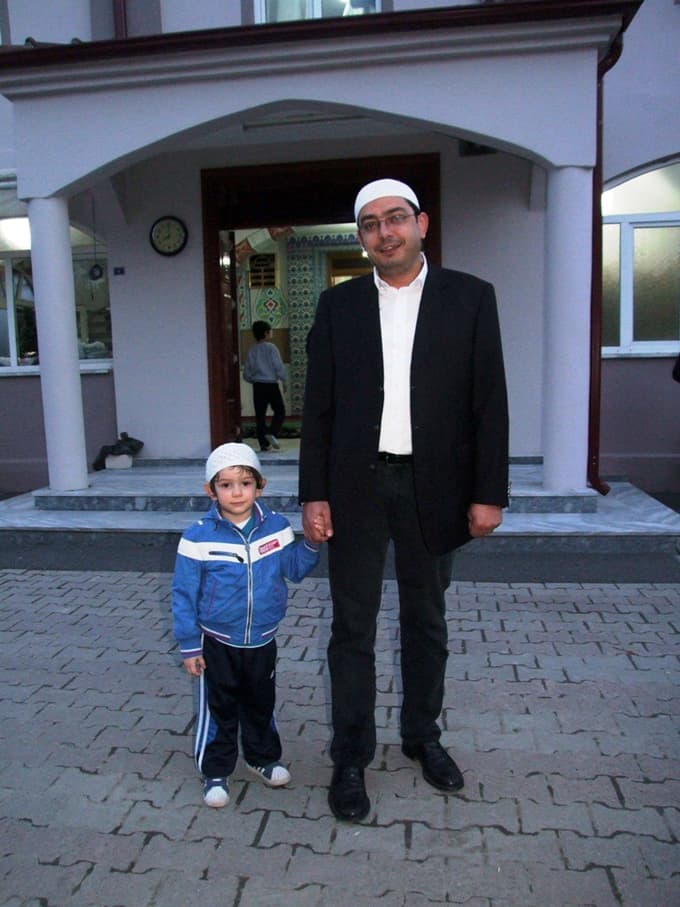 Budaklar'da, kandil geleneği sürüyor