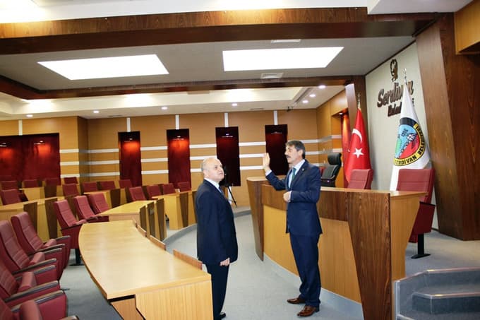 Kırşehir Valisi, Serdivan Belediyesi'ni gezdi