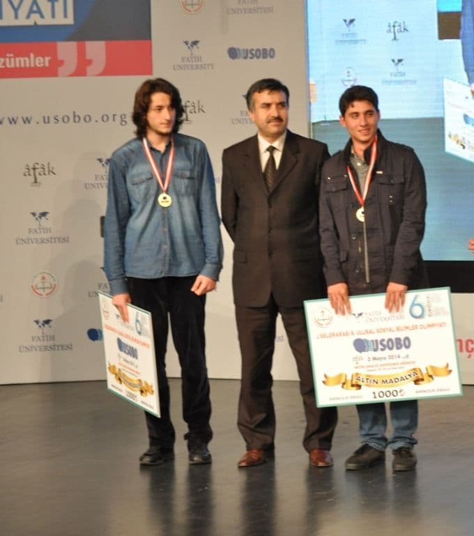 Cemil Meriç Sosyal Bilimler Lisesi'nden rekor