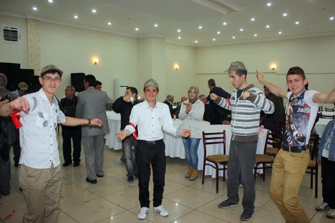 Engelli asker adaylarına eğlence programı