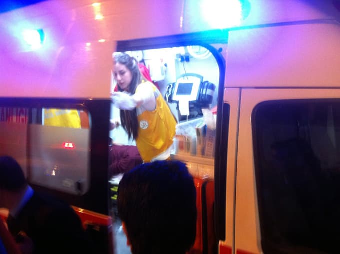 Polisin yaralı halde bulduğu şahıs hastaneye kaldırıldı