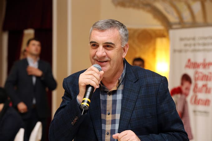AK Parti Sakarya İl Kadın Kolları üyeleri Erenler'de