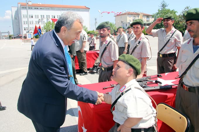 Engelli askerler yemin etti