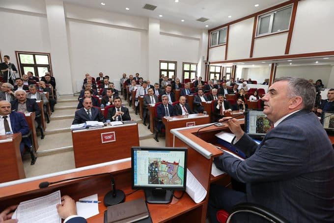 Büyükşehir Meclisi'nde bir ilk yaşandı