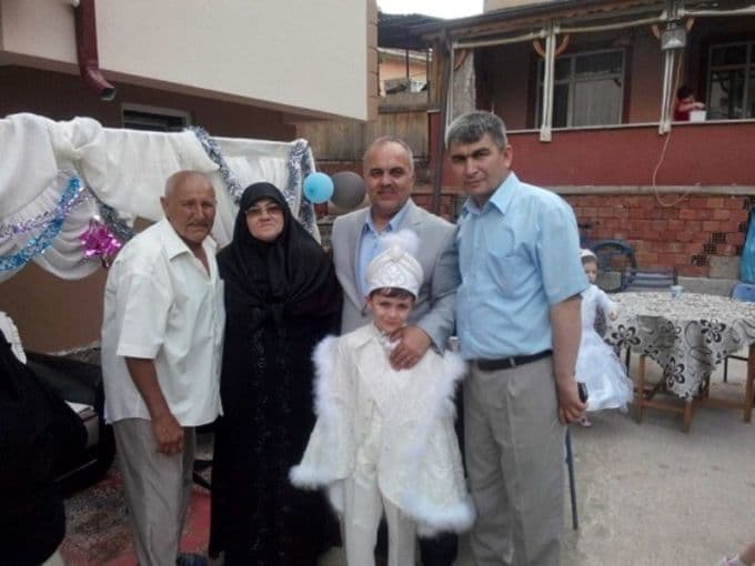 Şehit yakınları, torunlarını sünnet ettirdi
