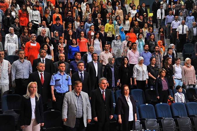 SAÜ'de 'çocuk güvenliği' konferansı düzenlendi