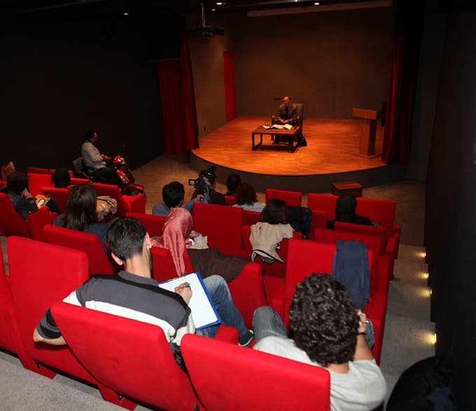Büyükşehir Akademi bilginin peşinde