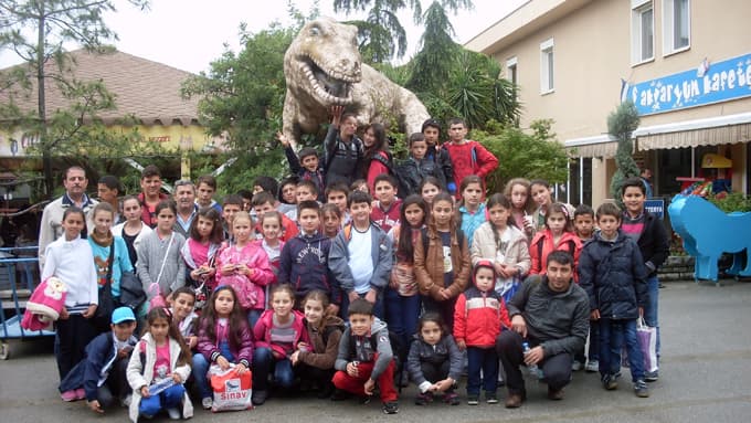Budaklar Okulu'nu Darıca'da