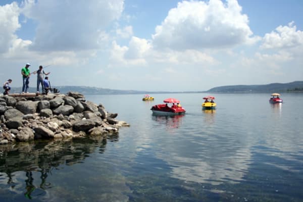 Arapların Sapanca sefasına deniz bisikleti yetişmiyor