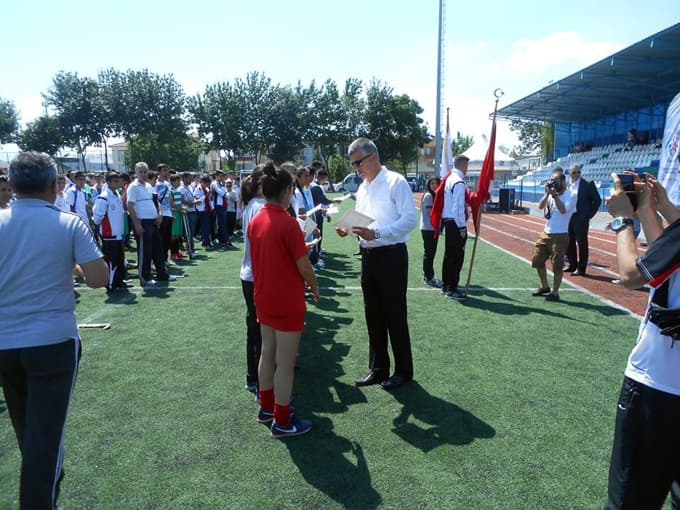 Okullar arası Hokey Türkiye Şampiyonası başladı