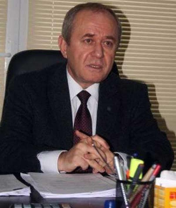 Arifiye'de YHT istasyonu çöktü!