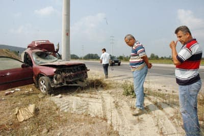 Trafik Kazalarında 2 Kişi Öldü
