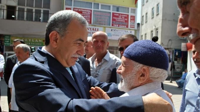 Vali Büyük'e veda yemeği