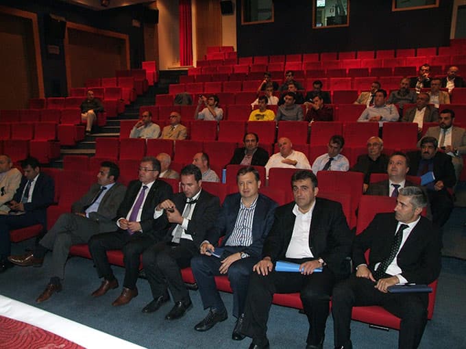 AKM'de Yeni Sigorta Acenteliği Yönetmeliği konuşuldu