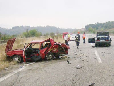 Trafik Kazası: 1 Ölü, 6 Yaralı