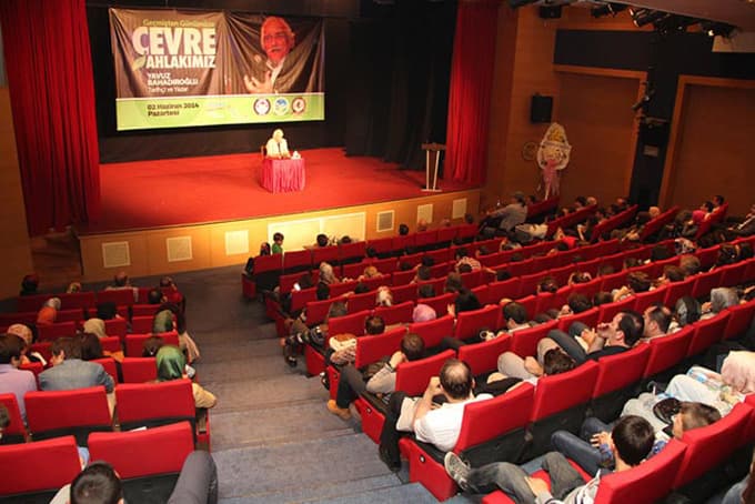 "İnsana saygılı, çevreye duyarlı bir nesil"