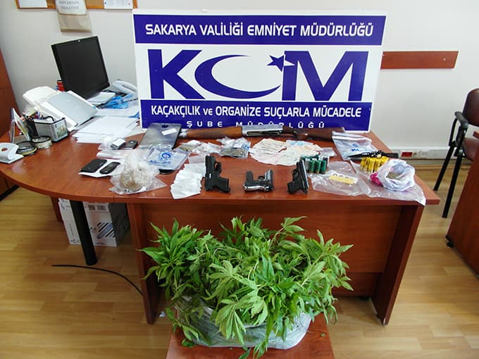 Emniyetten torbacılara büyük operasyon: 76 gözaltı