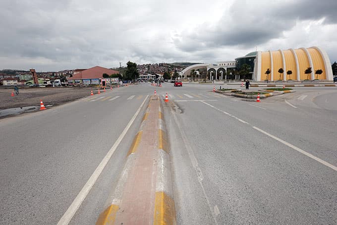 Serdivan'a yeni dönel kavşak