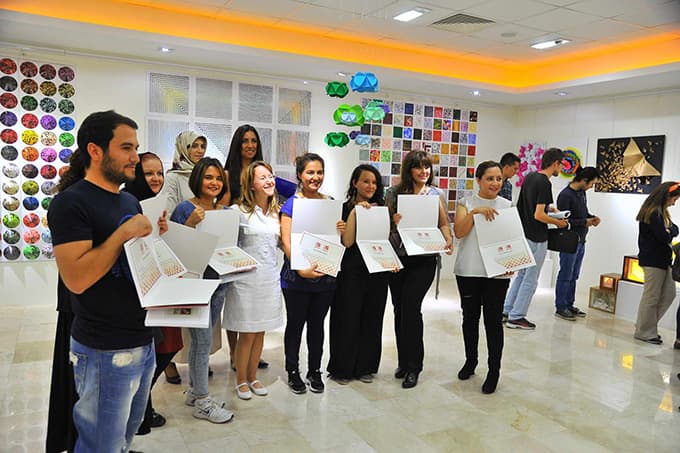 SAÜ'de temel sanat eğitimi sergisi açıldı