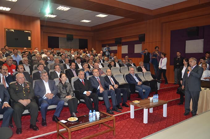 Bakan İslam Sakarya'da; selden etkilenen yerleri inceliyor