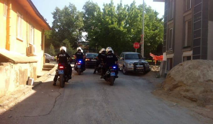 Şehir merkezinde nefes kesen kovalamaca