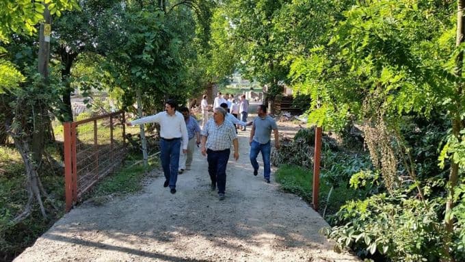 AK Partili vekiller Hendek'te incelemelerde bulundu