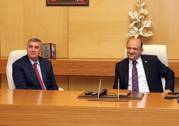Bakan Işık, Büyükşehir Belediyesi'nde