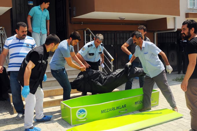 Üç arkadaşın alkol alemi ölümle bitti!