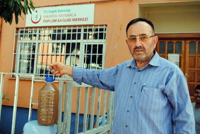 Çeşmelerden çamurlu su akıyor!