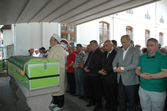 Necla Ozan evinde ölü olarak bulundu