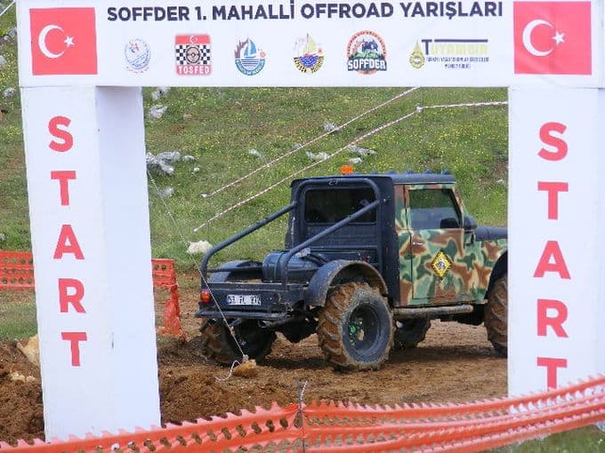 Off-Road yarışları nefesleri kesti