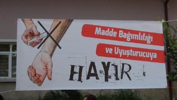 Vatandaşlardan "Uyuşturucuya hayır" yürüyüşü