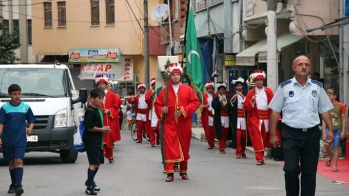 Büyükşehir'in Mobil Sahnesi yolculuğa başladı