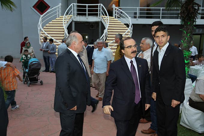 MÜSİAD Sakarya 20 şube ile birlikte iftar açtı