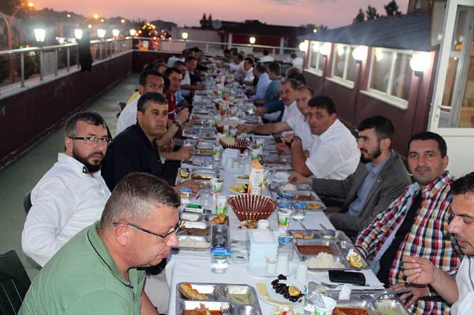 TÜMSİAD Sakarya Şubesi iftar programı düzenledi