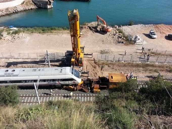 YHT, test sürüşünde kaza yaptı