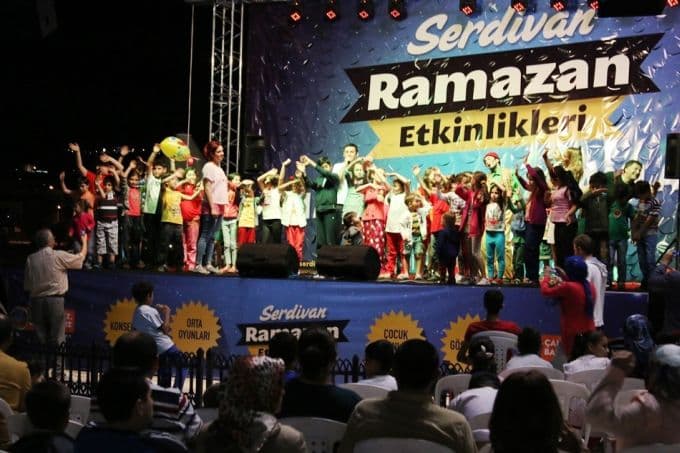 Boşnak sanatçı Burhan Şaban Serdivanlılarla buluşacak