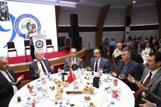 SATSO'nun iftar yemeğine yoğun ilgi