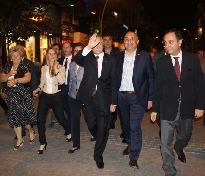 Ekmeleddin İhsanoğlu Sakarya'da