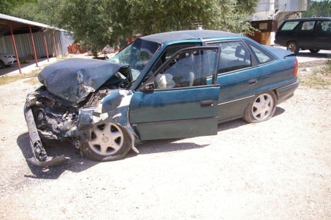 Otomobil şarampole uçtu: 5 yaralı!