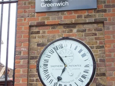 <p align="center"><strong><font face="verdana,geneva" size="2">Greenwich - Sıfır Meridyeni (Doğu-Batı)</font></strong></p>