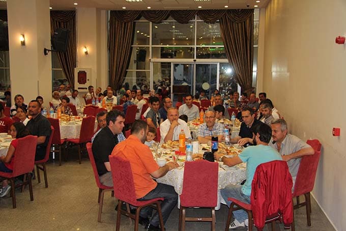 Başkan İnci'den, personeline iftar yemeği 