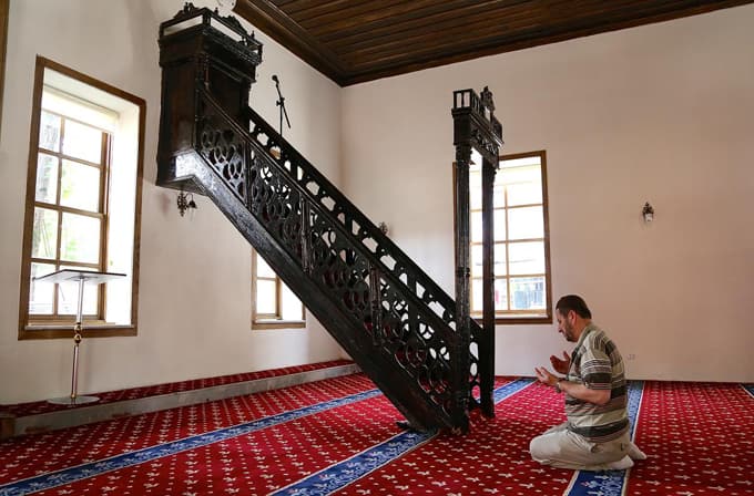 İşte restore edilen tarihi caminin yeni hali