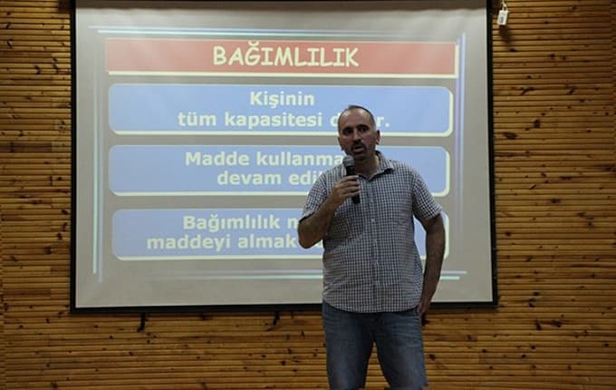 Madde bağımlılığı hakkında eğitim düzenlendi