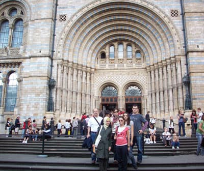 <p align="center"><strong><font face="verdana,geneva" size="2">National History Museum</font></strong></p>