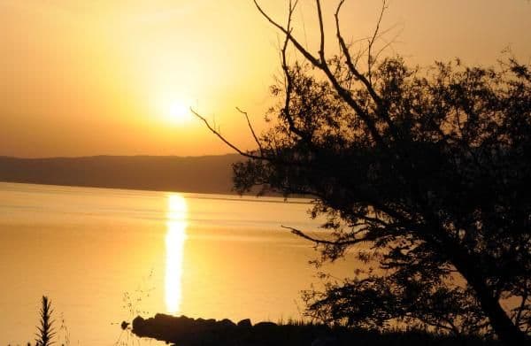 Sapanca Gölü'nde muhteşem manzara